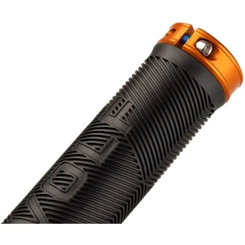 Wolf Tooth Lock-On Echo Grip Black Grip Black Collar