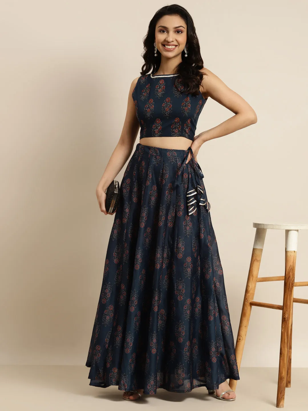 Women Navy Floral Sleeveless Crop Top